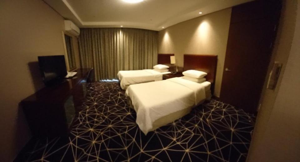 Pocheon Adonis Art Hill Hotel Екстериор снимка