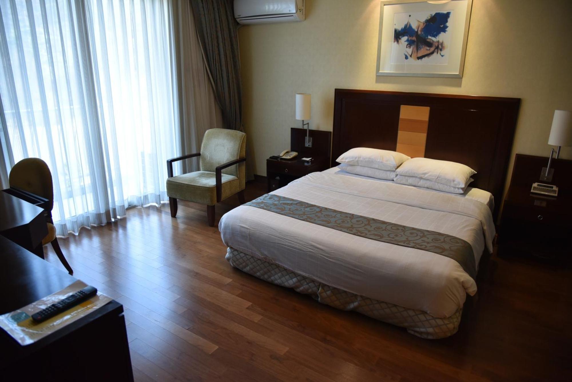 Pocheon Adonis Art Hill Hotel Екстериор снимка