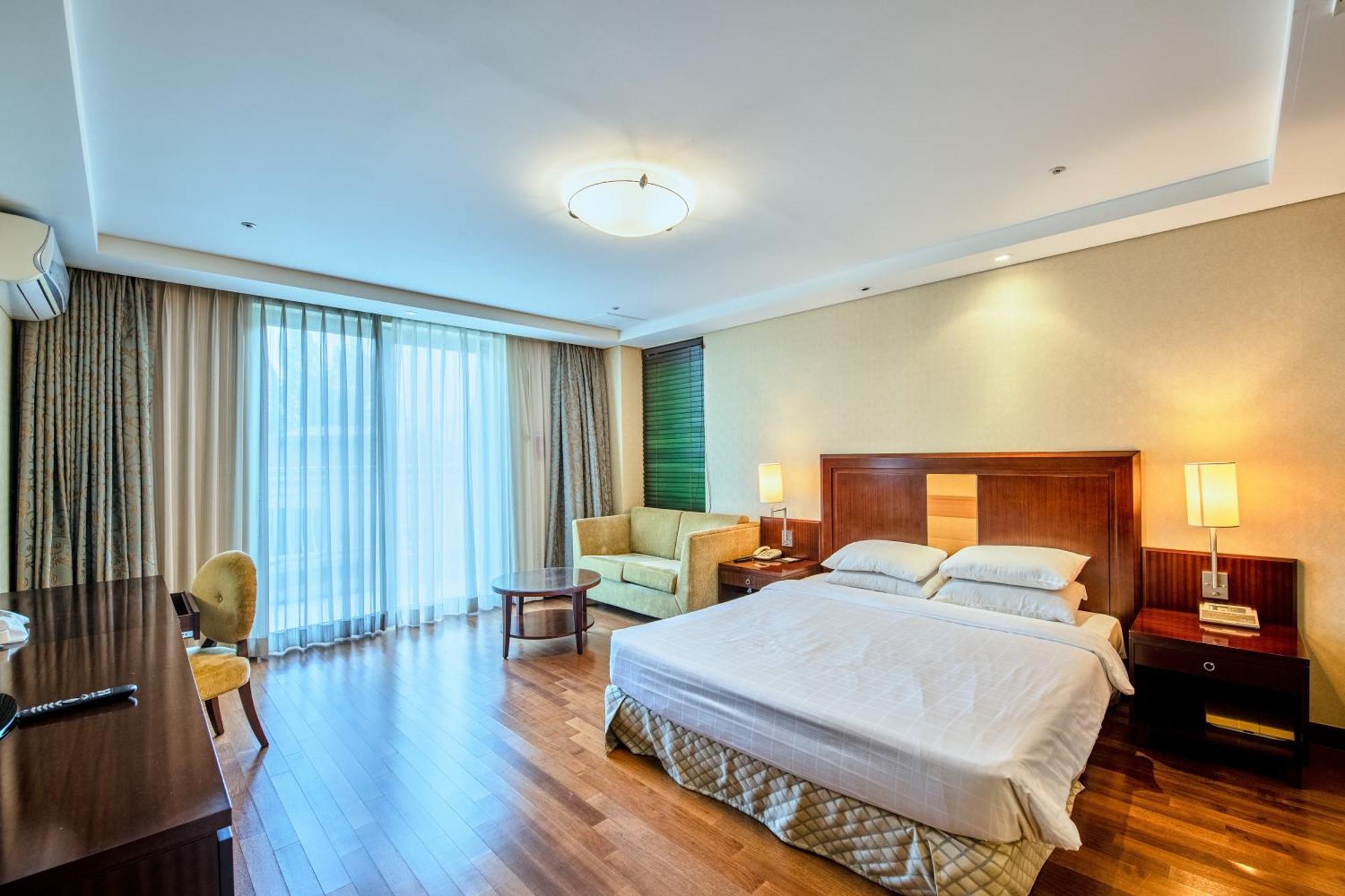 Pocheon Adonis Art Hill Hotel Екстериор снимка